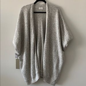 Aritzia Community Icon cardigan